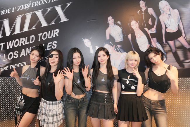 JYP엔터테인먼트 제공