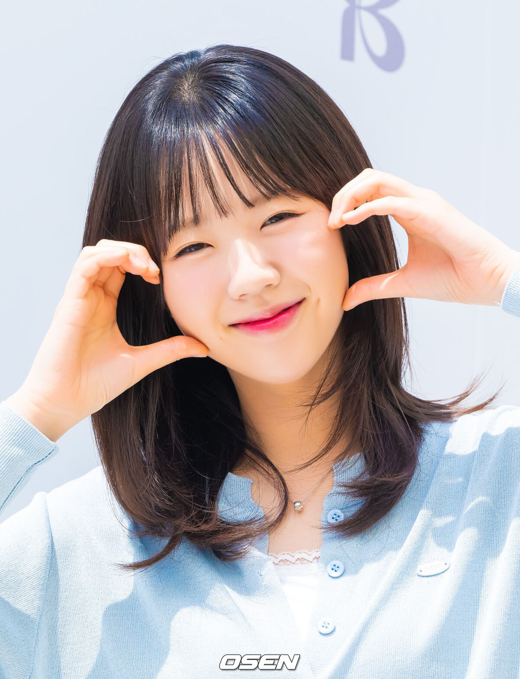 19일 서울 성수동 한 매장에서 베이델리(BEIDELLI) 플래그십 스토어 오프닝 포토콜 행사가 진행됐다. 이날 행사에는 엔믹스 규진과  트리플에스(김유연, 윤서연, 코토네), 지예은이 참석했다.배우 지예은이 포즈를 취하고 있다.  2025.06.19 / soul1014@osen.co.kr