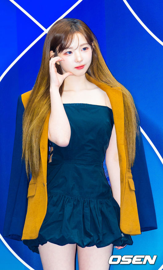 [OSEN=민경훈 기자]4일 서울 동대문디자인플라자(DDP)에서 '2026&nbsp;F/W&nbsp;서울패션위크' 곽현주 컬렉션 패션쇼가 진행됐다.2026&nbsp;F/W&nbsp;서울패션위크는 오는 8일까지&nbsp;DDP를 중심으로 패션쇼(15개 브랜드), 트레이드쇼(92개 브랜드), 서울패션포럼, 시민참여 프로그램 등으로 꾸며진다.&nbsp;트리플에스 정하연이 포즈를 취하고 있다. 2026.02.04 /rumi@osen.co.kr