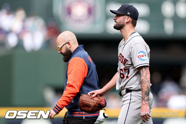 [사진] 휴스턴 코디 볼튼이 부상으로 교체되고 있다. ⓒGettyimages(무단전재 및 재배포 금지)
