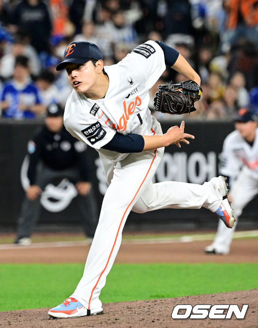 [OSEN=대전, 지형준 기자] 14일 대전 한화생명 볼파크에서 2026 신한 SOL KBO리그 한화 이글스와 삼성 라이온즈의 경기가 열렸다.3연패 중인 한화는 문동주, 4연승을 노리는 삼성은 최원태가 선발로 나섰다.&nbsp;6회초 한화 문동주가 역투하고 있다. 2026.04.14&nbsp;/ jpnews@osen.co.kr