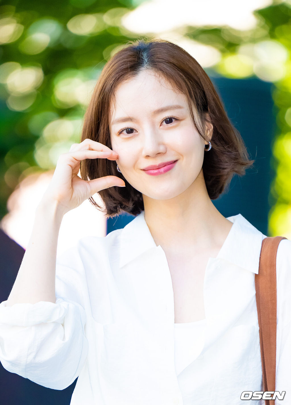 11일 오전 서울 목동 SBS에서 SBS 파워FM '박하선의 씨네타운’ 라디오 방송이 진행됐다.  이날 방송에는 배우 문채원이 게스트로 출연했다.배우 문채원이 포즈를 취하고 있다. 2025.09.11 / soul1014@osen.co.kr