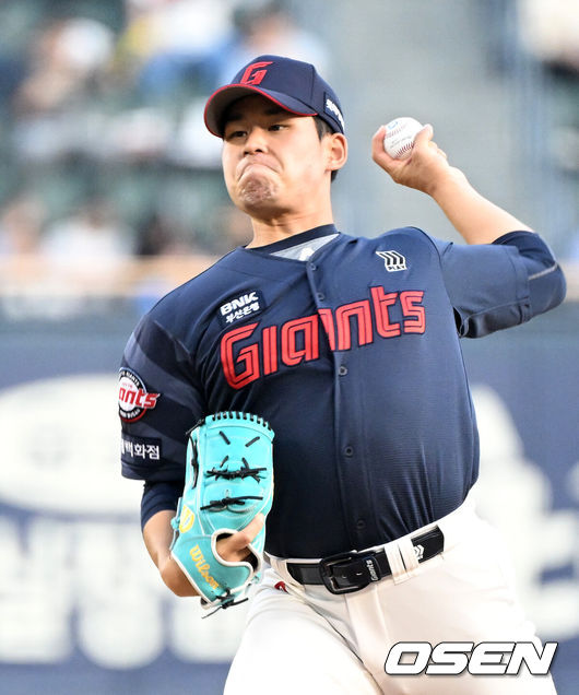 [OSEN=이대선 기자] 롯데 김진욱 2026.04.15 /sunday@osen.co.kr