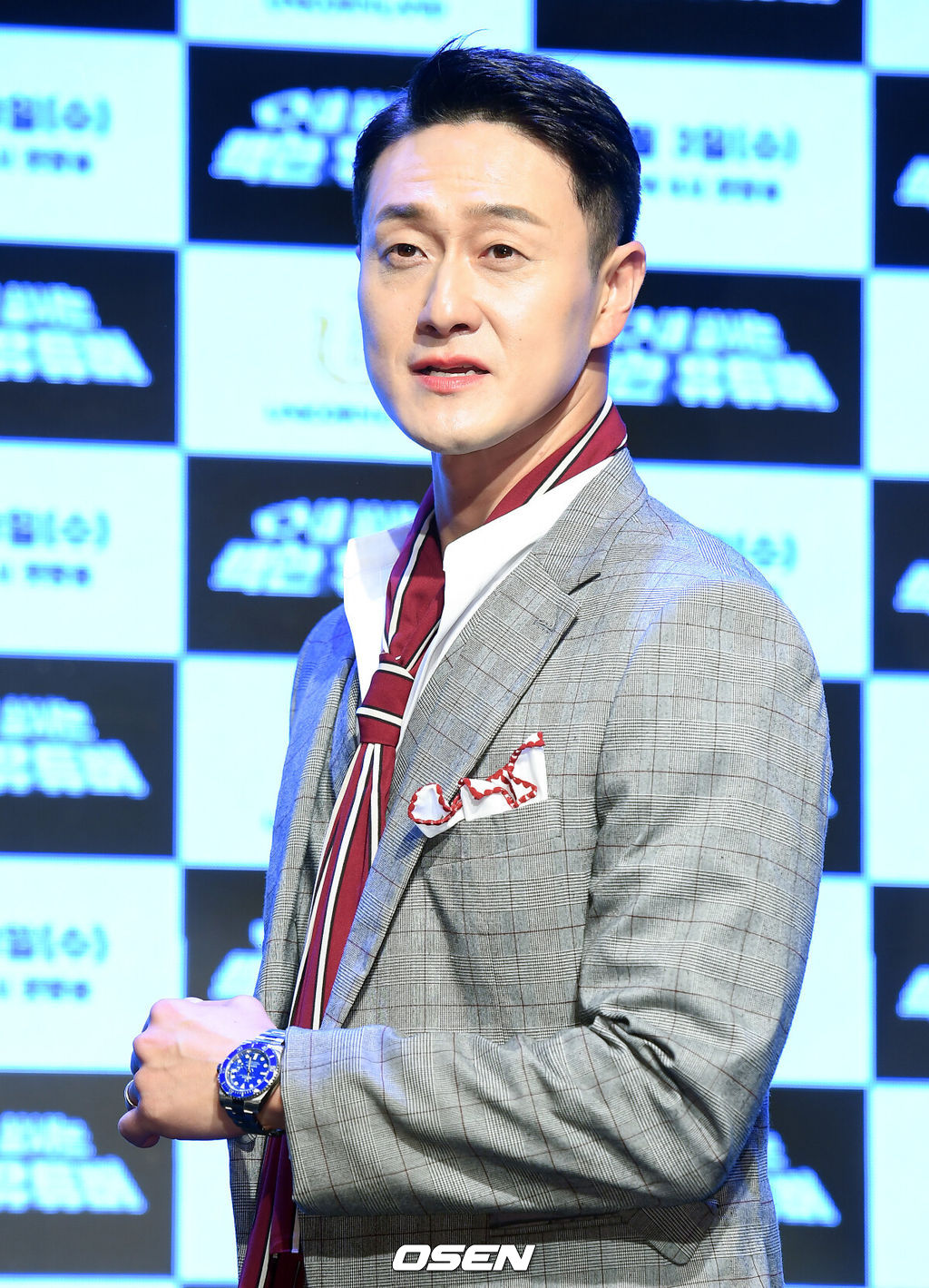 1일 오전 서울 용산구 아이파크몰 팝콘 D스퀘어에서 웹드라마 ‘내 상사는 백만 유튜버’ 제작발표회가 열렸다.배우 김원효가 포즈를 취하고 있다. /cej@osen.co.kr