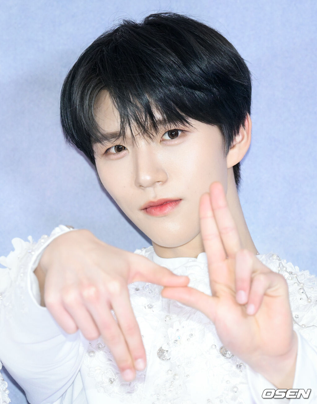 NCT WISH(엔시티 위시)의 서울 앙코르 공연 및 정규 1집 발매 기념 기자간담회가 19일 서울 송파구 올림픽공원 KSPO DOME에서 열렸다.NCT WISH는 17일부터 19일까지 서울 올림픽공원 KSPO DOME에서 ‘엔시티 위시 퍼스트 콘서트 투어 ’인투 더 위시 : 아워 위시‘시' 앙코르 인 서울(NCT WISH 1st CONCERT TOUR ‘INTO THE WISH : Our WISH’ ENCORE IN SEOUL)’를 개최한다.NCT WISH 재희가 포즈를 취하고 있다. 2026.04.19 /cej@osen.co.kr