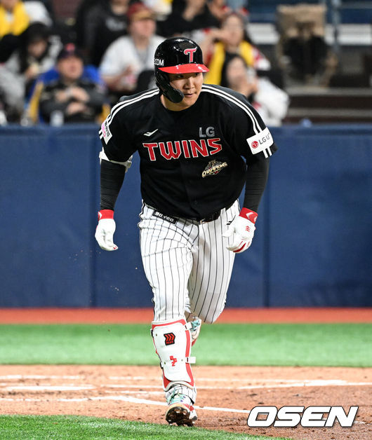 [OSEN=이대선 기자] LG 문보경 2026.04.05 /sunday@osen.co.kr