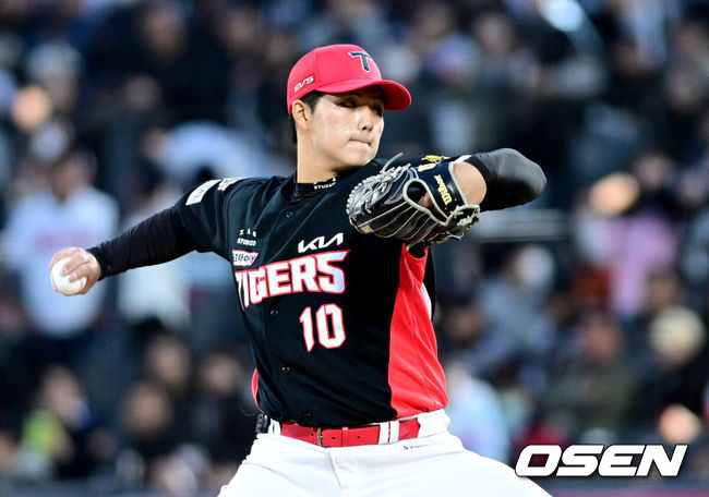 [OSEN=수원, 최규한 기자] 21일 수원 KT위즈파크에서 ‘2026 신한 SOL KBO리그’ KT 위즈와 KIA 타이거즈의 경기가 열렸다.홈팀 KT는 오원석, 방문팀 KIA는 김태형을 선발로 내세웠다. 2회말 KIA 선발 김태형이 힘차게 공을 뿌리고 있다. 2026.04.21 / dreamer@osen.co.kr