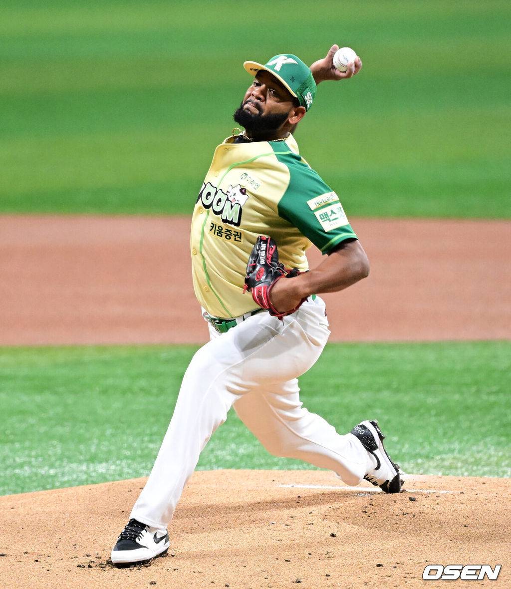 키움 히어로즈 라울 알칸타라. /OSEN DB