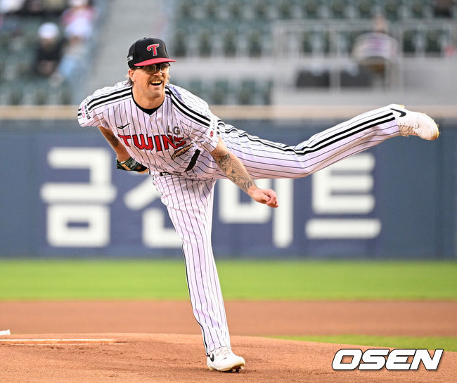 [OSEN=이대선 기자] LG 웰스 2026.04.15 /sunday@osen.co.kr