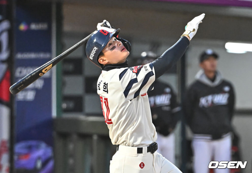 롯데 자이언츠 윤동희 260 2026.04.07 / foto0307@osen.co.kr