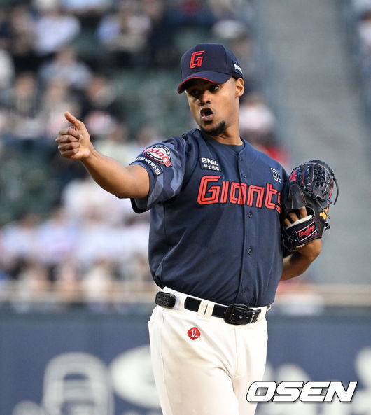 [OSEN=이대선 기자] 롯데 로드리게스 2026.04.16 /sunday@osen.co.kr