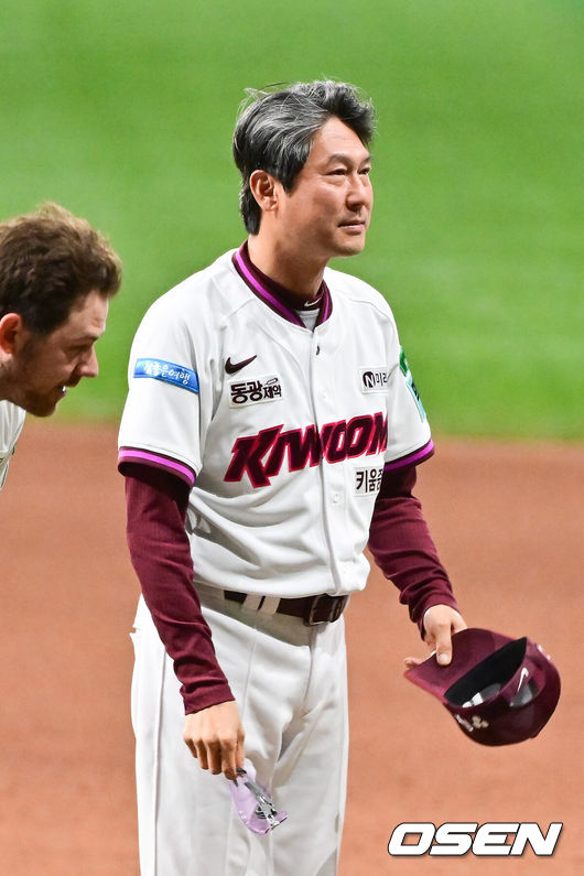키움 히어로즈 설종진 감독. /OSEN DB