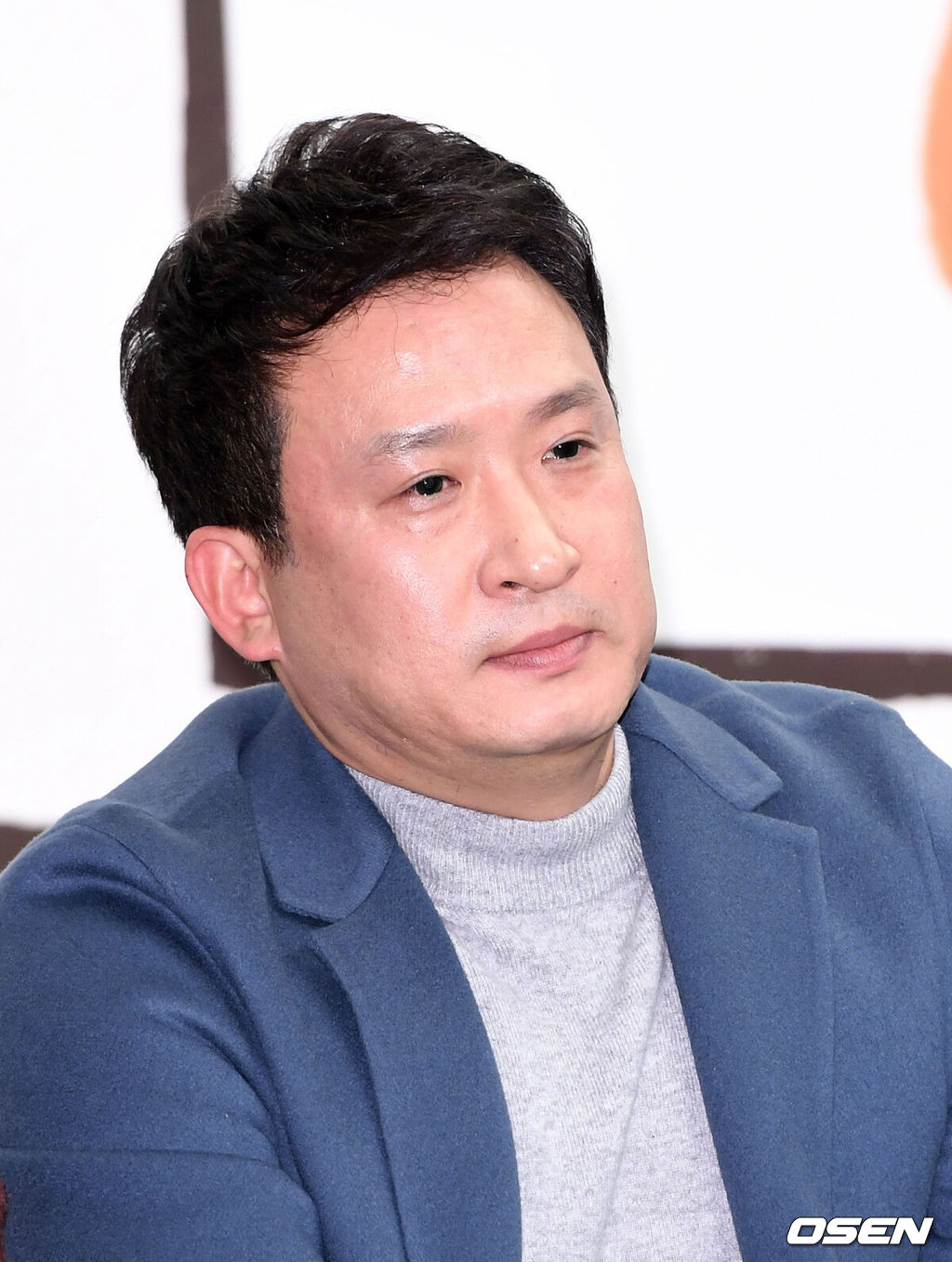 6일 오후 서울 마포구 상암동 스탠포드호텔 그랜드볼룸에서 MBN 신개념 표도 프로젝트 ‘내 손안의 부모님-내손님’ 제작발표회가 열렸다.서경석이 취재진의 질문을 듣고 있다. /sunday@osen.co.kr