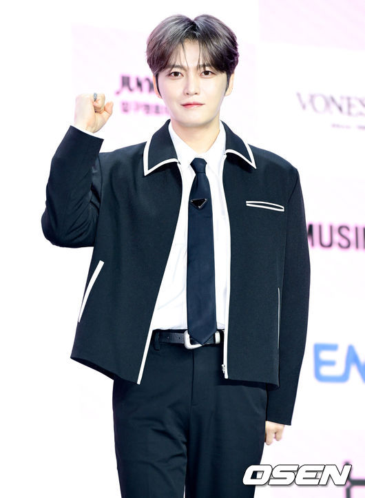 [OSEN=조은정 기자]ENA ‘더 스카웃’ 제작발표회가 29일 서울 마포구 서울 큐브컨벤션센터에서 열렸다.‘더 스카웃’은 가요계 최고 전문가들이 ‘아직 자신의 재능을 제대로 펼치지 못한 원석’을 직접 발굴하고, 그들에게 새로운 방향성과 가능성을 제시하는 성장형 음악 프로젝트다.김재중이 포즈를 취하고 있다. 2026.04.29 /cej@osen.co.kr