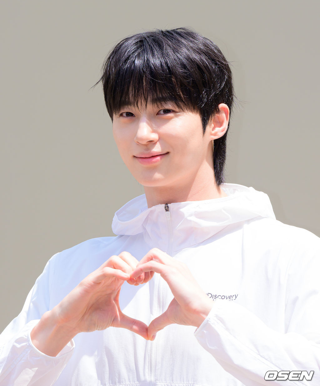 미소 머금고 하트