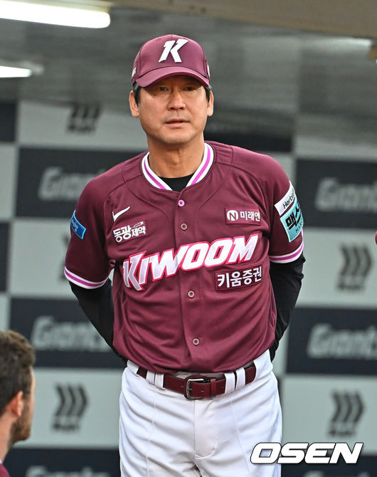 키움 히어로즈 설종진 감독. /OSEN DB