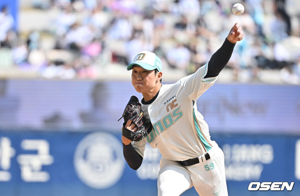 28일 창원NC파크에서 2026 신한 SOL KBO 리그 NC 다이노스와 두산 베어스의 경기가 열렸다. 홈팀 NC는 구창모가, 방문팀 두산은 플렉센이 선발 출전했다. NC 다이노스 선발투수 구창모가 역투하고 있다. 2026.03.28 / foto0307@osen.co.kr