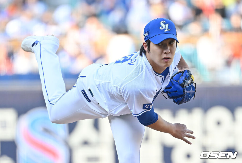 1일 대구삼성라이온즈파크에서 2026 신한 SOL KBO 리그 삼성 라이온즈와 한화 이글스의 경기가 열렸다. 홈팀 삼성은 원태인이, 방문팀 한화는 에르난데스가 선발 출전했다. 삼성 라이온즈 선발 투수 원태인이 역투하고 있다. 2026.05.01 / foto0307@osen.co.kr