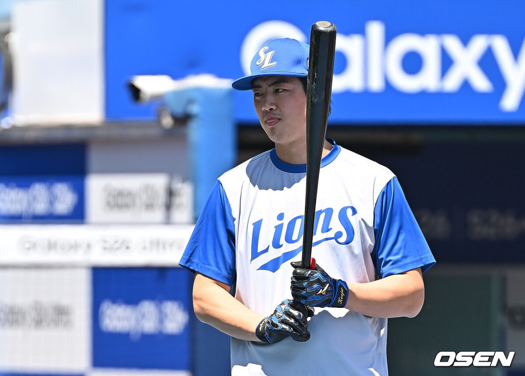 5일 대구삼성라이온즈파크에서 2026 신한 SOL KBO 리그 삼성 라이온즈와 키움 히어로즈의 경기가 열린다. 홈팀 삼성은 오러클린이, 방문팀 키움은 오석주가 선발 출전한다. 삼성 라이온즈 구자욱이 부상 회복 후 훈련을 하고 있다. 2026.05.05 / foto0307@osen.co.kr