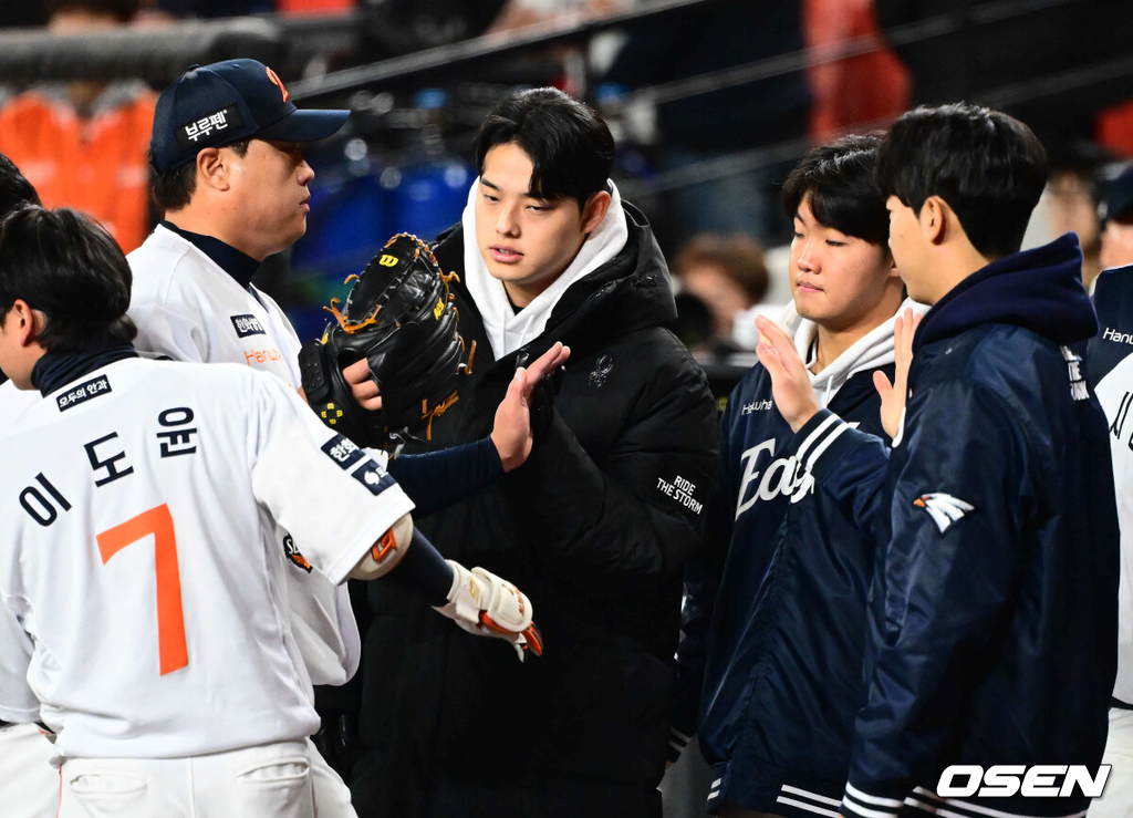 한화 류현진과 문동주./OSEN DB