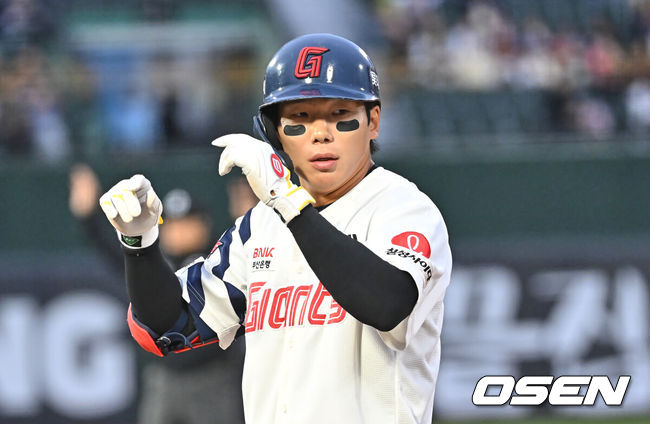 [OSEN=부산, 이석우 기자] 롯데 자이언츠 장두성 065 2026.04.30 / foto0307@osen.co.kr