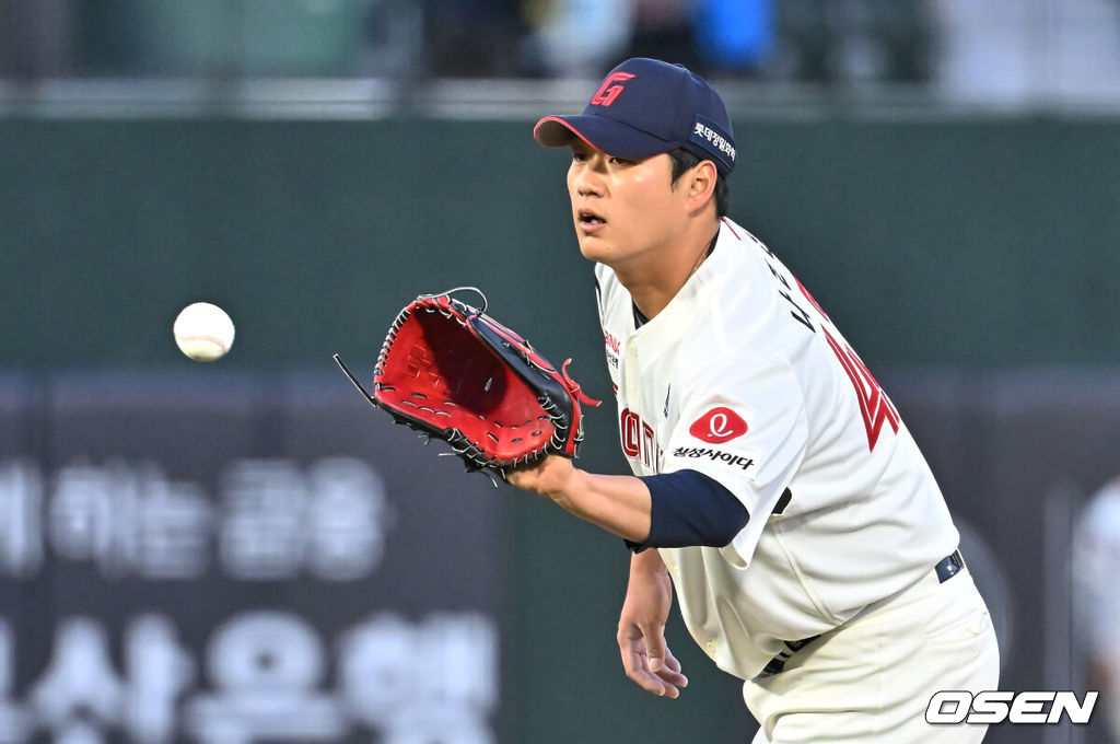 롯데 자이언츠 나균안 184 2026.04.07 / foto0307@osen.co.kr