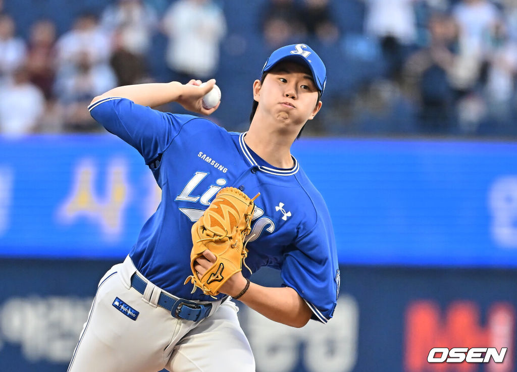8일 창원NC파크에서 2026 신한 SOL KBO 리그 NC 다이노스와 삼성 라이온즈의 경기가 열렸다. 홈팀 NC는 목지훈이, 방문팀 삼성은 장찬희가 선발 출전했다. 삼성 라이온즈 선발투수 장찬희가 역투하고 있다. 2026.05.08 / foto0307@osen.co.kr