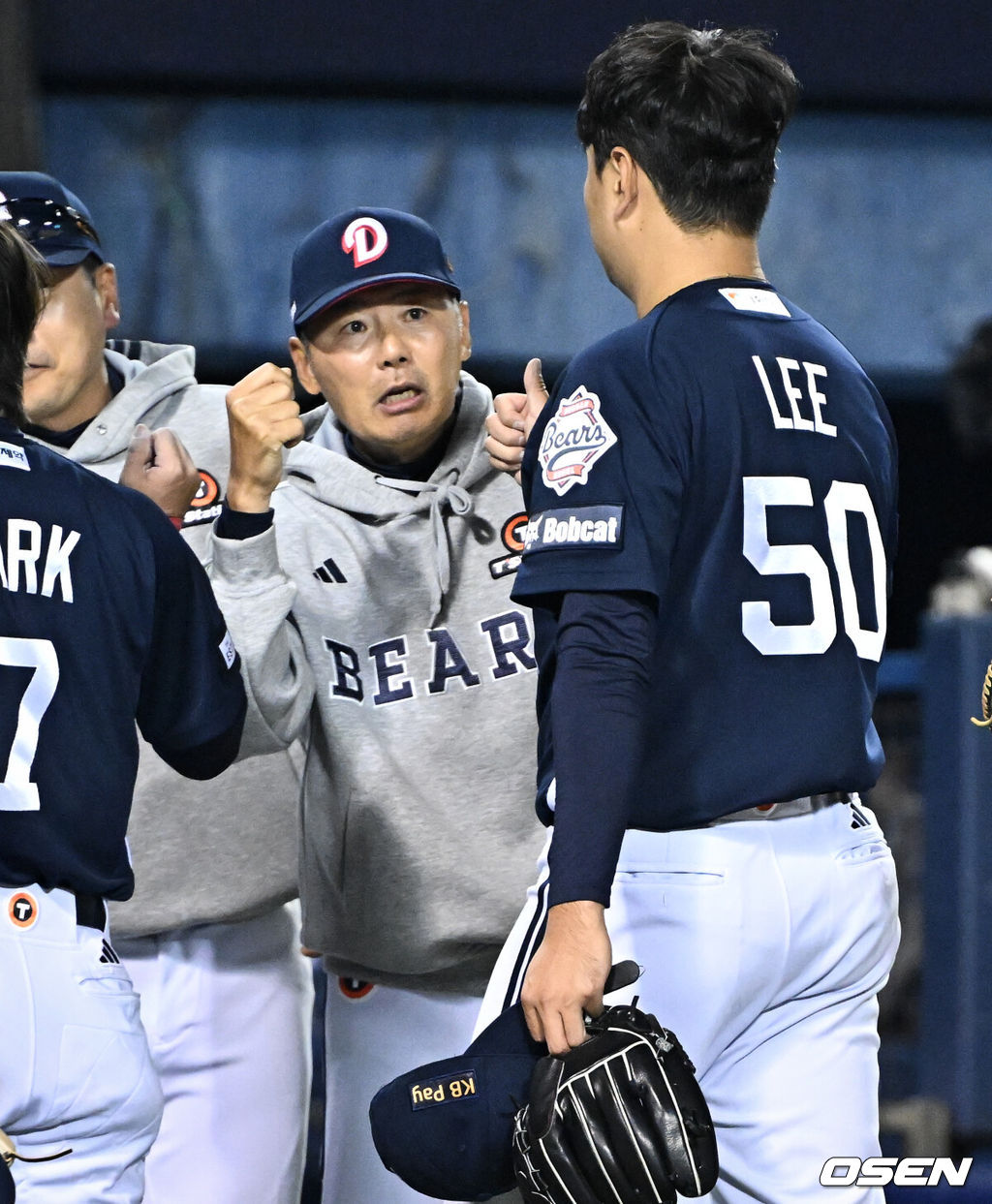 두산 베어스 김원형 감독과 이영히. /OSEN DB