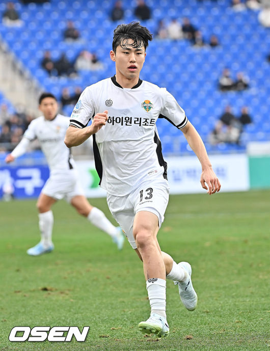 [OSEN=울산, 이석우 기자] 강원FC 이기혁 085 2026.02.28 / foto0307@osen.co.kr