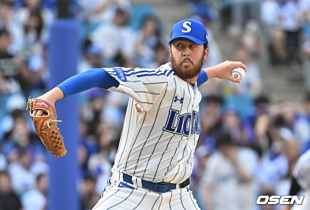 16일 대구삼성라이온즈파크에서 2026 신한 SOL KBO 리그 삼성 라이온즈와 KIA 타이거즈의 경기가 열렸다. 홈팀 삼성은 오러클린이, 방문팀 KIA는 이의리가 선발 출전했다. 삼성 라이온즈 선발 투수 오러클린이 역투하고 있다. 2026.05.16 / foto0307@osen.co.kr