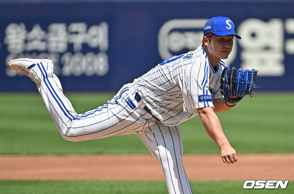17일 대구삼성라이온즈파크에서 2026 신한 SOL KBO 리그 삼성 라이온즈와 KIA 타이거즈의 경기가 열렸다. 홈팀 삼성은 최원태가, 방문팀 KIA는 김태형이 선발 출전했다. 삼성 라이온즈 선발 투수 최원태가 역투하고 있다. 2026.05.17 / foto0307@osen.co.kr