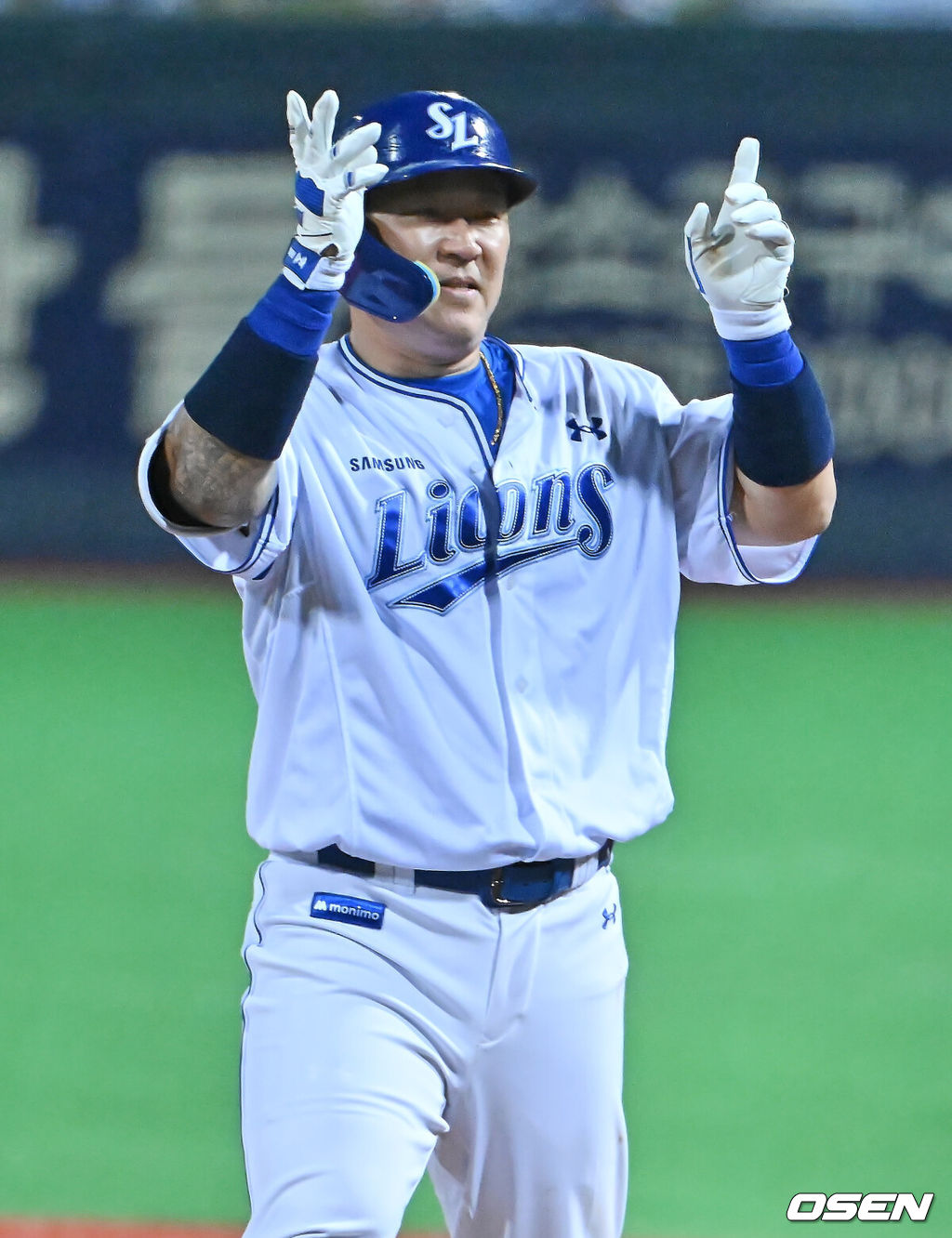 21일 포항야구장에서 2026 신한 SOL KBO 리그 삼성 라이온즈와 KT 위즈의 경기가 열렸다. 홈팀 삼성은 후라도가, 방문팀 KT는 오원석이 선발 출전했다. 삼성 라이온즈 최형우가 8회말 1사 1,2루 우익수 오른쪽 1타점 안타를 치고 세리머니를 하고 있다. 2026.05.21 / foto0307@osen.co.kr