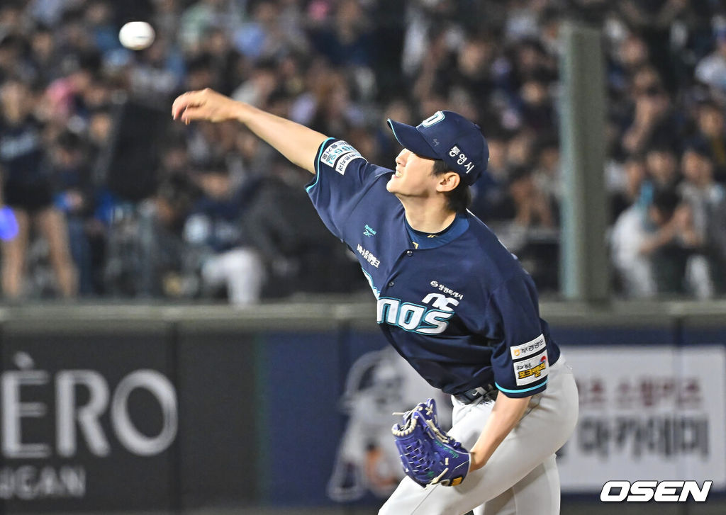 14일 부산 사직야구장에서 2026 신한 SOL KBO 리그 롯데 자이언츠와 NC 다이노스의 경기가 열렸다. 홈팀 롯데는 나균안이, 방문팀 NC는 토다가 선발 출전했다.NC 다이노스 전사민이 역투하고 있다. 2026.05.14 / foto0307@osen.co.kr