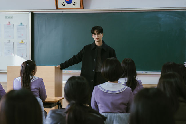 쿠팡플레이 제공