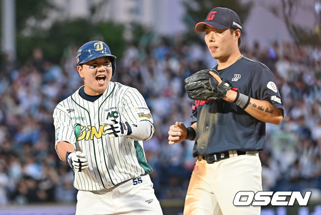 [OSEN=창원, 이석우 기자] 30일 창원NC파크에서 2026 신한 SOL KBO 리그 NC 다이노스와 롯데 자이언츠의 경기가 열렸다. 홈팀 NC는 라일리가, 방문팀 롯데는 이민석이 선발 출전했다. NC 다이노스 이우성이 7회말 2사 만루 우익수 앞 1타점 안타를 치고 환호하고 있다. 2026.05.30 / foto0307@osen.co.kr