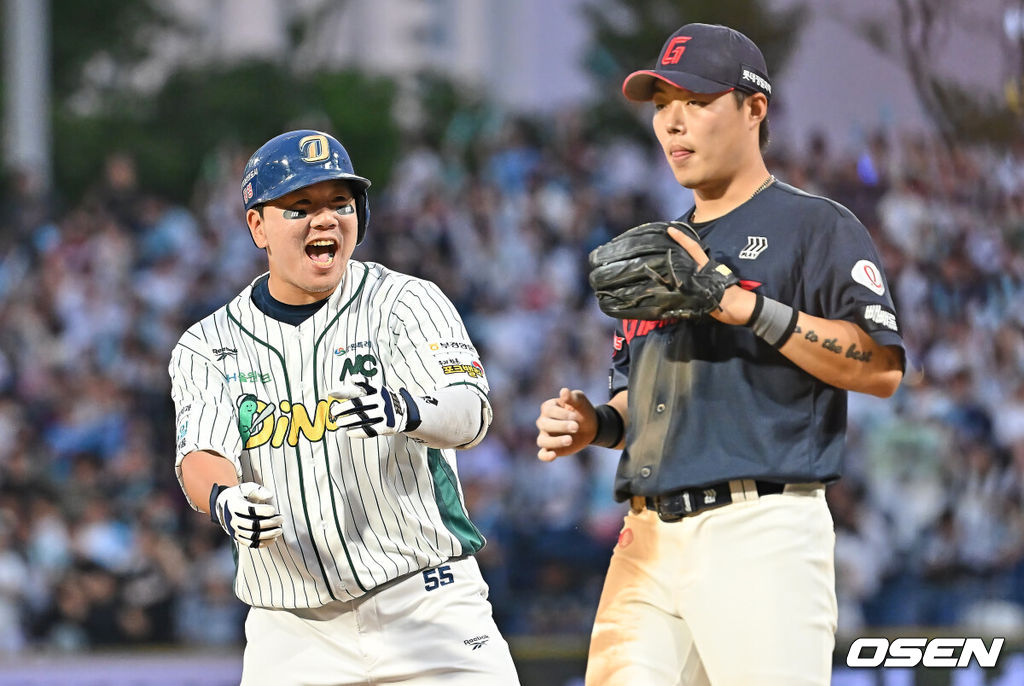 30일 창원NC파크에서 2026 신한 SOL KBO 리그 NC 다이노스와 롯데 자이언츠의 경기가 열렸다. 홈팀 NC는 라일리가, 방문팀 롯데는 이민석이 선발 출전했다. NC 다이노스 이우성이 7회말 2사 만루 우익수 앞 1타점 안타를 치고 환호하고 있다. 2026.05.30 / foto0307@osen.co.kr