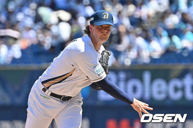 [OSEN=창원, 이석우 기자] 31일 창원NC파크에서 2026 신한 SOL KBO 리그 NC 다이노스와 롯데 자이언츠의 경기가 열렸다. 홈팀 NC는 비슬리가, 방문팀 롯데는 테일러가 선발 출전했다. NC 다이노스 선발투수 테일러가 역투하고 있다. 2026.05.31 / foto0307@osen.co.kr