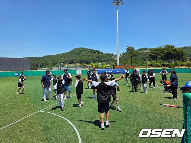 ‘2026년 야구로 통하는 티볼캠프’ /OSEN DB