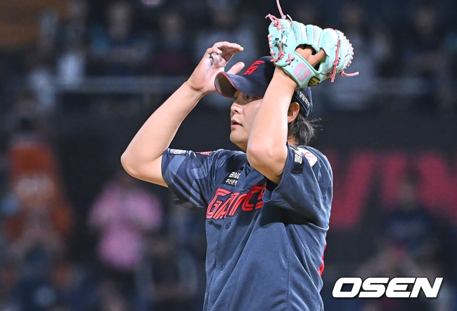롯데 투수 정철원./OSEN DB