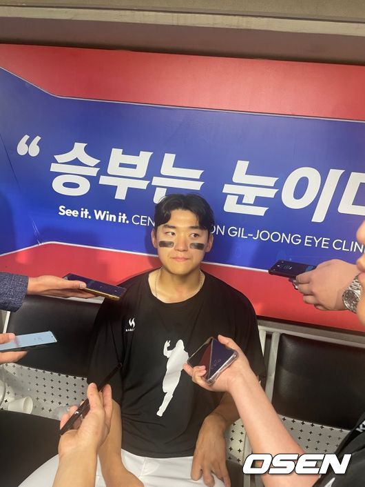 KIA 김도영이 인터뷰를 하고 있다./OSEN DB