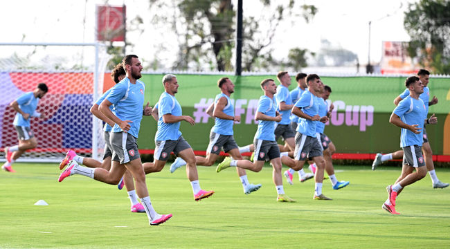2026 북중미 월드컵에 참가하는 체코 축구국가대표팀이 11일(한국시각) 멕시코 과달라하라 인근 스포츠 아레나에서 훈련을 진행했다.대한민국 월드컵대표팀은 오는 12일 오전 11시(한국시각) 체코와 2026년 북중미 월드컵 조별리그 A조 1차전을 펼친다.체코 선수단이 훈련을 하고 있다. 2026.06.11 /sunday@osen.co.kr