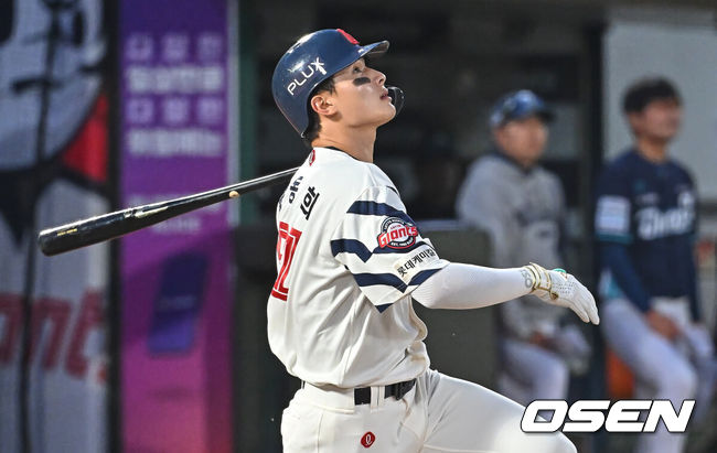 [OSEN=부산, 이석우 기자] 롯데 자이언츠 윤동희 044 2026.05.13 / foto0307@osen.co.kr