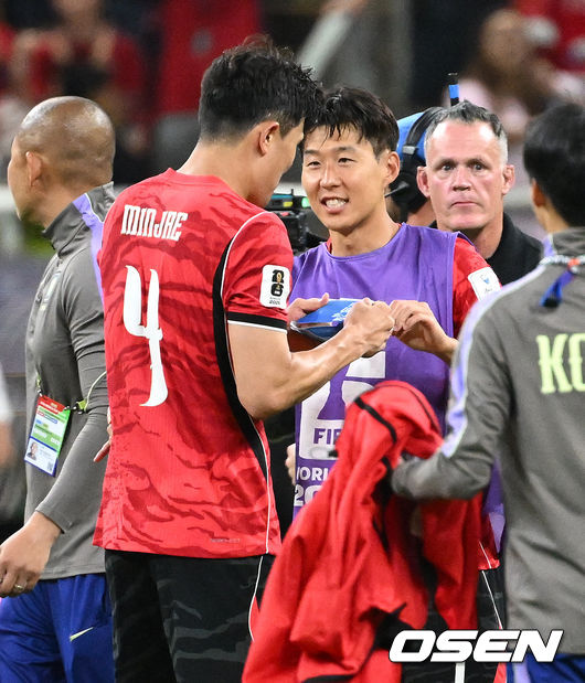 축구팬 감동케한 대표팀의 동료애