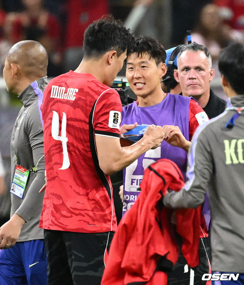 축구팬 감동케한 대표팀의 동료애