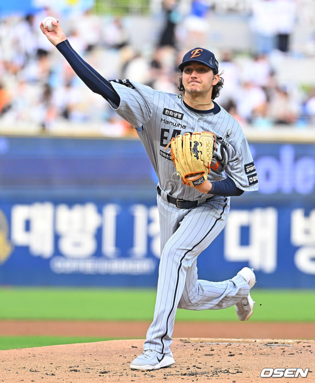 16일 창원NC파크에서 2026 신한 SOL KBO 리그 NC 다이노스와 한화 이글스의 경기가 열렸다. 홈팀 NC는 구창모가, 방문팀 한화는 화이트가 선발 출전했다. 한화 이글스 선발투수 화이트가 역투하고 있다. 2026.06.16 / foto0307@osen.co.kr