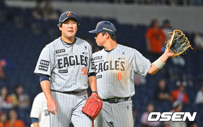 [OSEN=창원, 이석우 기자] 17일 창원NC파크에서 2026 신한 SOL KBO 리그 NC 다이노스와 한화 이글스의 경기가 열렸다. 홈팀 NC는 라일리가, 방문팀 한화는 류현진이 선발 출전했다. 한화 이글스 박상원이 9회말 1사 3루 위기를 만들고 아쉬워하고 있다. 2026.06.17 / foto0307@osen.co.kr
