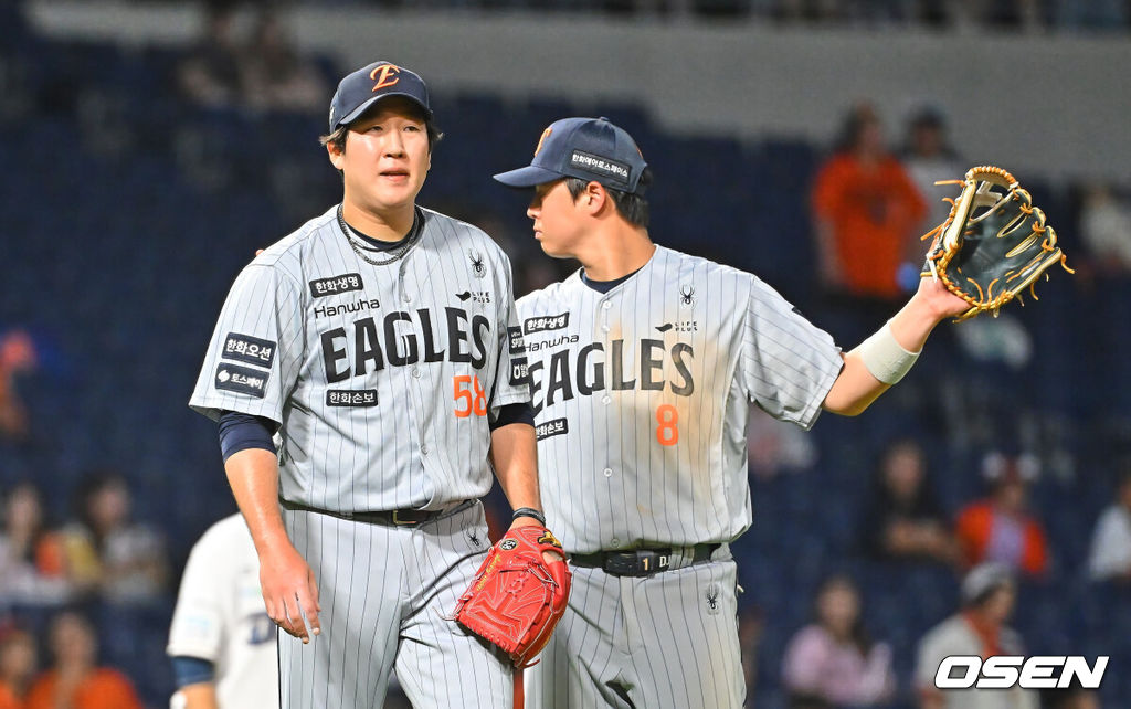 17일 창원NC파크에서 2026 신한 SOL KBO 리그 NC 다이노스와 한화 이글스의 경기가 열렸다. 홈팀 NC는 라일리가, 방문팀 한화는 류현진이 선발 출전했다. 한화 이글스 박상원이 9회말 1사 3루 위기를 만들고 아쉬워하고 있다. 2026.06.17 / foto0307@osen.co.kr