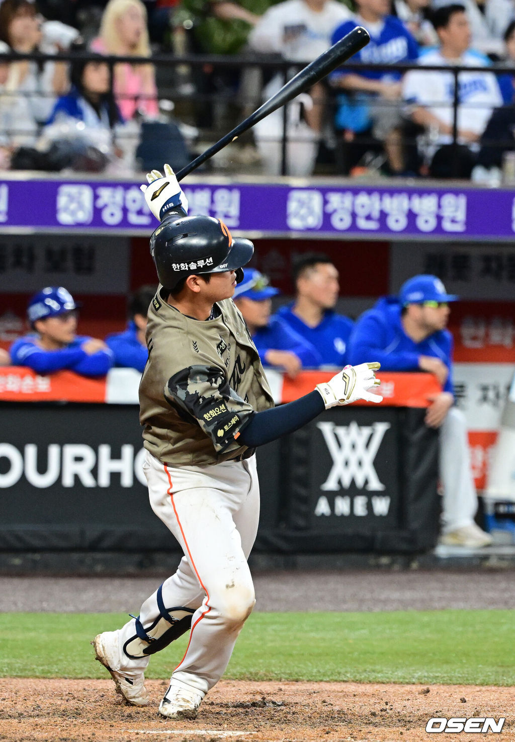 20일 대전 한화생명 볼파크에서 2026 신한 SOL KBO리그 한화 이글스와 삼성 라이온즈의 경기가 열렸다.한화는 왕옌청, 삼성은 장찬희를 선발로 내세웠다.4회말 1사 만루에서 한화 허인서가 역전 2타점 적시타를 날리고 있다. 2026.06.20 / jpnews@osen.co.kr