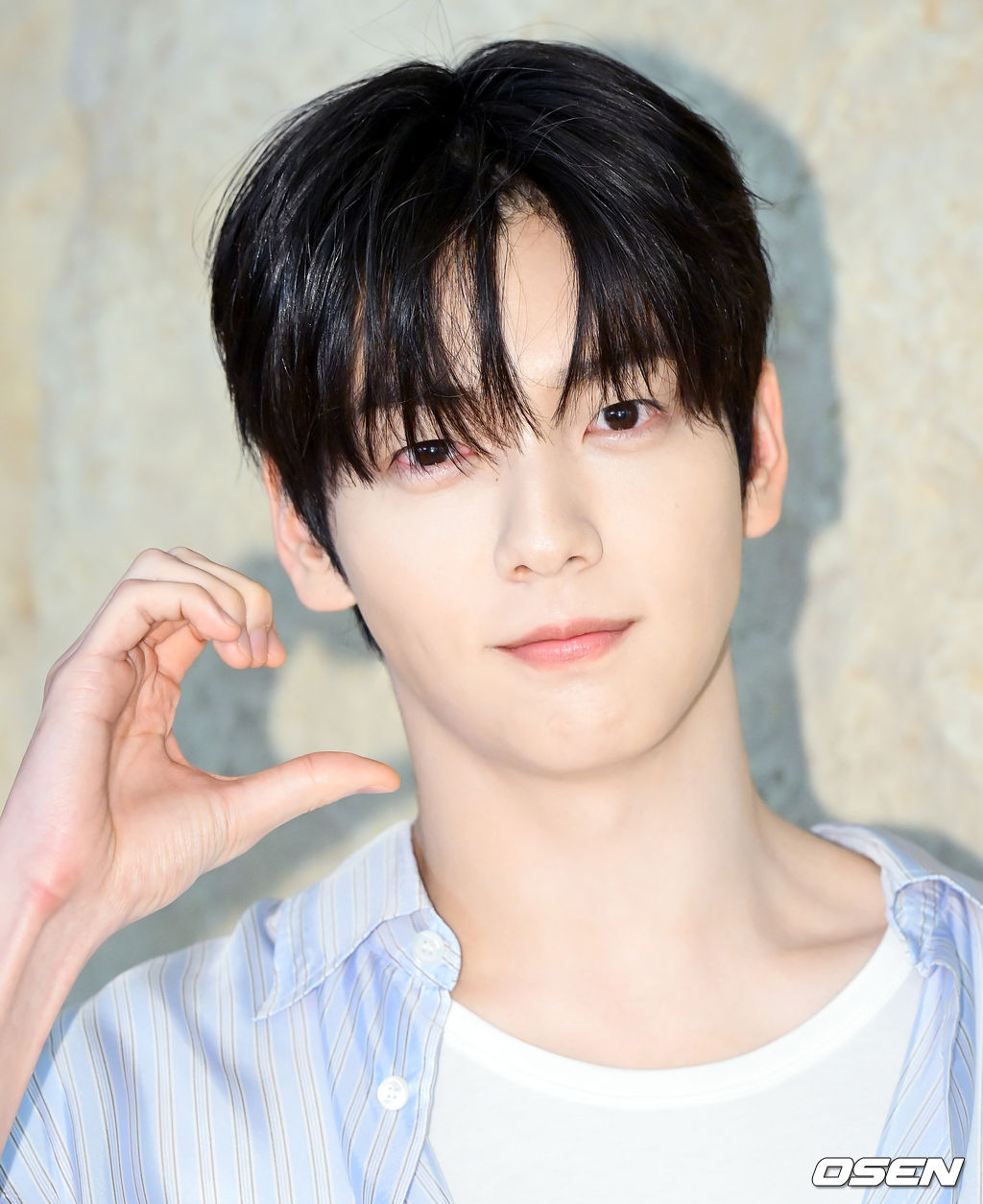 TXT 수빈, '잘생긴 사람 하트해'