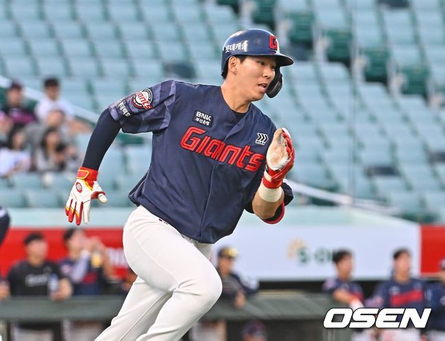 [OSEN=울산, 이석우 기자] 롯데 자이언츠 조민영 196 2026.06.27 / foto0307@osen.co.kr